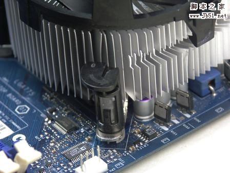 CPU风扇安装与拆卸方法详细介绍