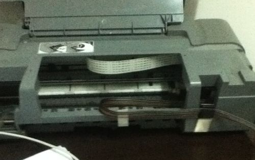 如何安装打印机连供墨盒
