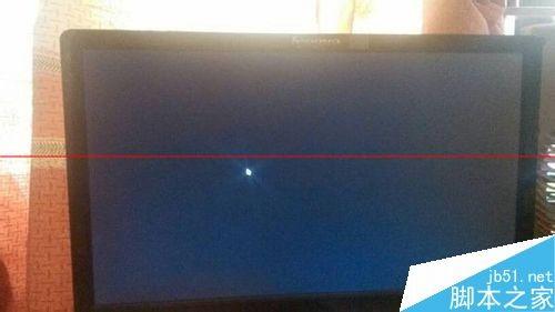 笔记本电脑开机显示黑屏只有鼠标能动该怎么办?