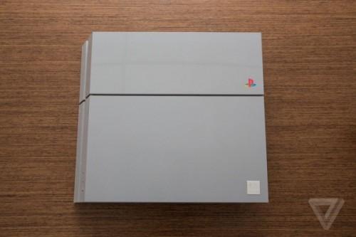 索尼20周年纪念版灰白色PS4开箱图赏