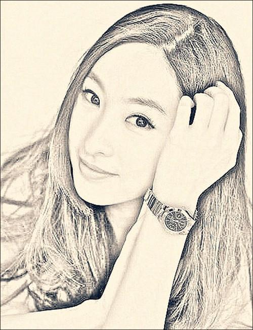 美图秀秀制作素描人物肖像