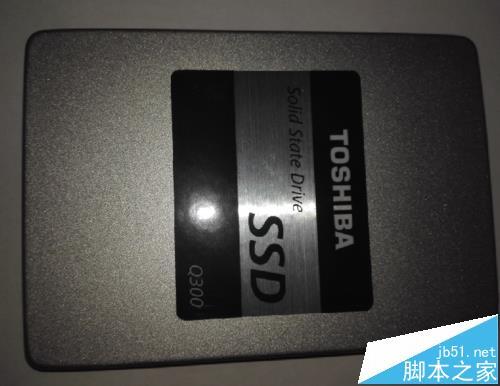 华硕X53B笔记本怎么将机械硬盘换成SSD固态硬盘?