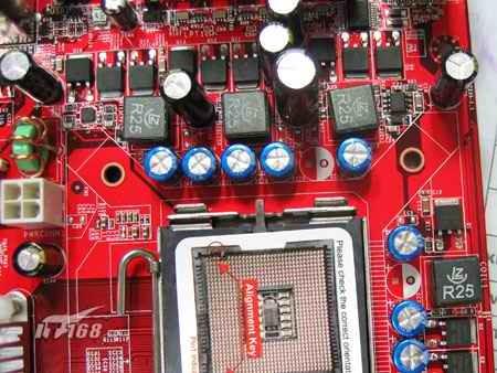 看CPU供电部分:什么样的主板够稳定?