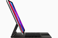 苹果最大版iPad Pro装上妙控键盘后  与MacBook Air比重量感人