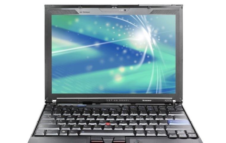 联想ThinkPad X200s 746229C定位于轻便型的商务本，采用低耗低压处理器