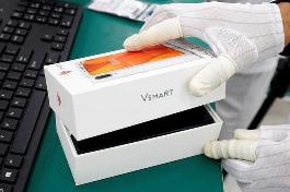 越南首款国产5G手机问世 神似Mate 20