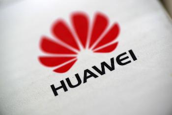 消息称EMUI 11成为绝版：华为新老机型全部升级鸿蒙OS