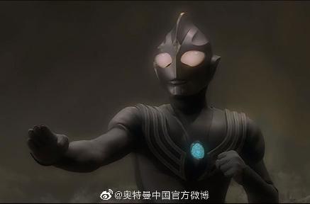 奥特曼创业擦鞋 谁给迪迦办的身份证