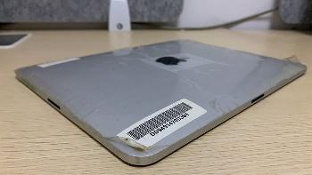 iPad 原型机曝光：曾有双 30 针接口设计，满足更多连接需求