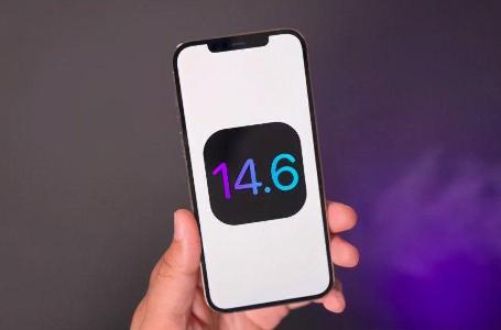 iOS重要更新后iPhone 12不卡了：更不省心的在后面