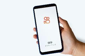 宿华不再担任快手CEO，将由程一笑接任