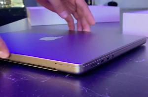 Macbook Pro WiFi 缩水！还不如英特尔芯片产品
