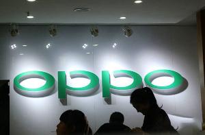 OPPO首款折叠屏手机Find N正式官宣：12月15日见