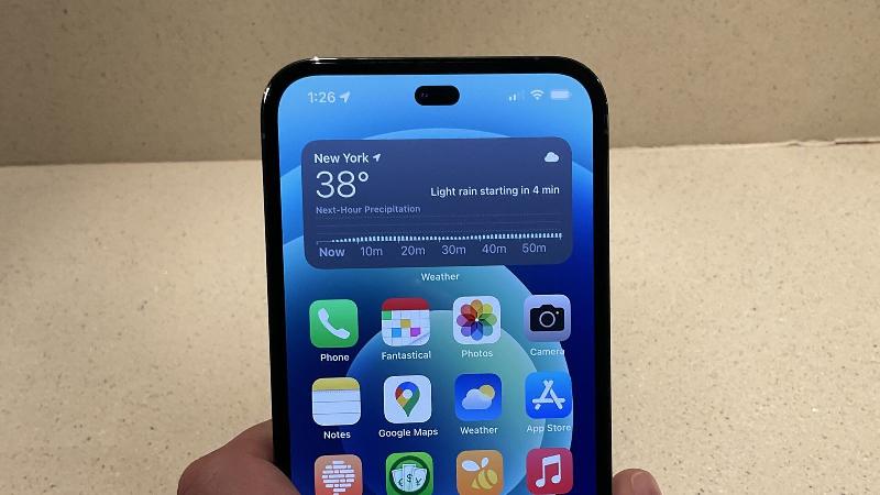 机模爆料，iPhone14高端机型或采用全新打孔屏