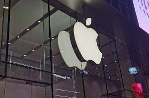 消息称苹果拟推多屏幕iPhone，最快明、后年面世