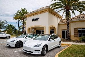 特斯拉起诉“特斯拉二手车”侵权，两家公司都已被列入经营异常