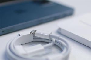 iPhone手机为了正常销售要放弃百亿利润？推动全球手机发展