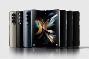 三星 Galaxy Z Fold 5：4nm 工艺骁龙 985 5G 芯片+1.08 亿像素主摄