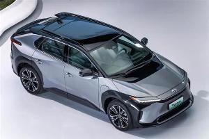 广汽丰田中型纯电 SUV bZ4X 厂家直降 30000 元，售价 16.98 万元起