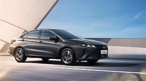 奇瑞汽车艾瑞泽 5 GT上市：推出两种动力，售价 7.99 万元-10.99 万元