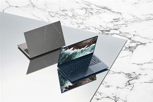 华硕全球发布 Zenbook 15 OLED 笔记本