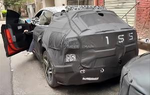 小米 SUV 新车谍照流出，展示无边框车门
