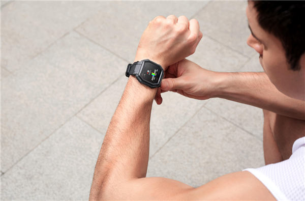 华米Amazfit Ares智能手表正式发布：70种运动模式 14天超长续航