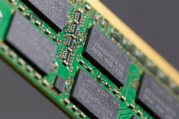 PC新时代开启！DDR5内存标准正式发布：4800MHz频率起跳、功耗降低