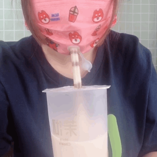 饿了么上线“珍珠奶茶口罩”：喝奶茶再也不用摘下口罩了