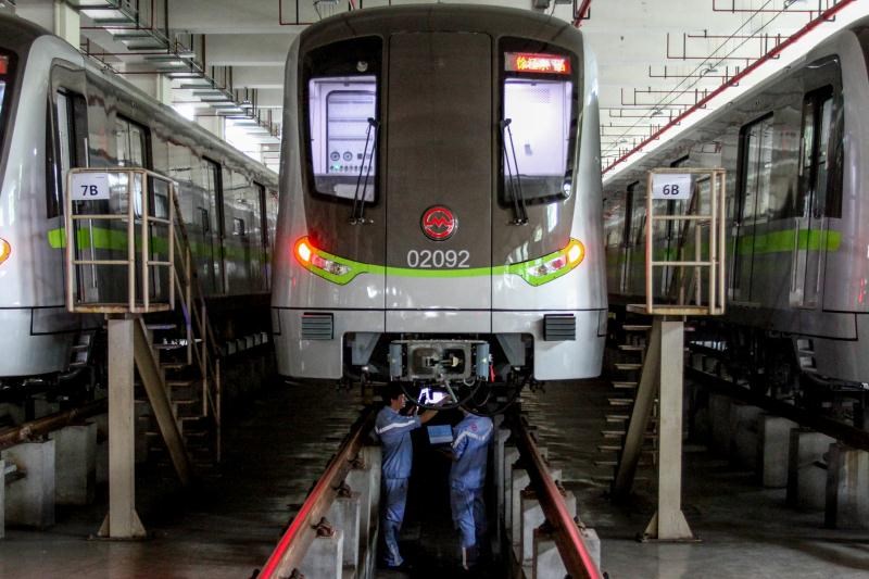 全球首条！上海地铁 2 号线将升级 “双卡双待”：早晚高峰再也不怕地铁 “宕机