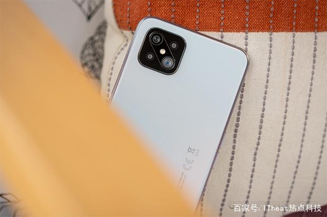 OPPO Reno4 Z 5G真机曝光：120Hz、后置四摄、天玑800