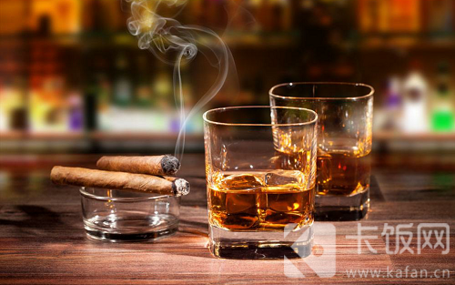 有些人喜欢喝酒时抽烟，可能对身体有什么影响