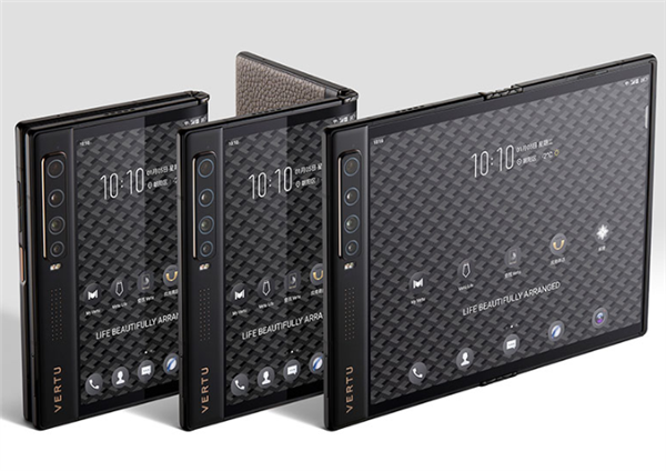 Vertu首款折叠屏手机Ayxta Fold开售，搭载骁龙865、后置四摄45800元