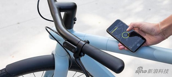首辆支持苹果“查找”的自行车，和VanMoof合作调试了九个月