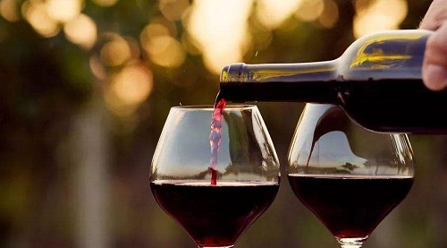 每天喝点红酒可以软化血管吗