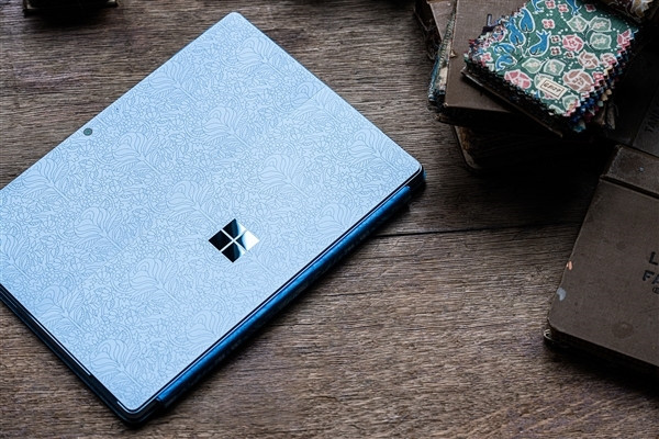 微软 Surface Pro 9二合一轻薄本Laptop 5笔记本首发开卖 顶配1.4万元