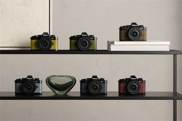 尼康今天发布 APS-C 尺寸微单数码相机 Z fc 黑色版：11 月 21 日上市