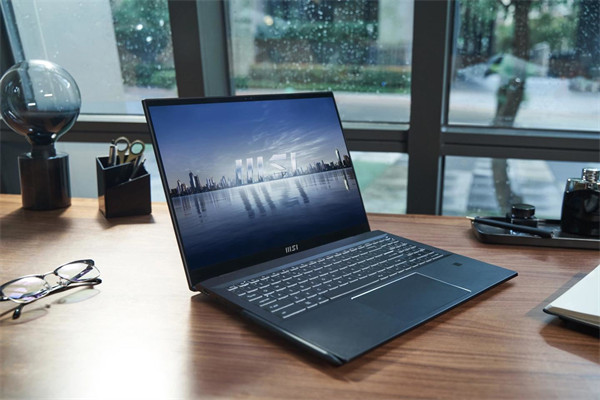 搭载 13 代酷睿新款 Summit E16/ E14 Flip Evo 笔记本将在 1 月 14 日开启预售