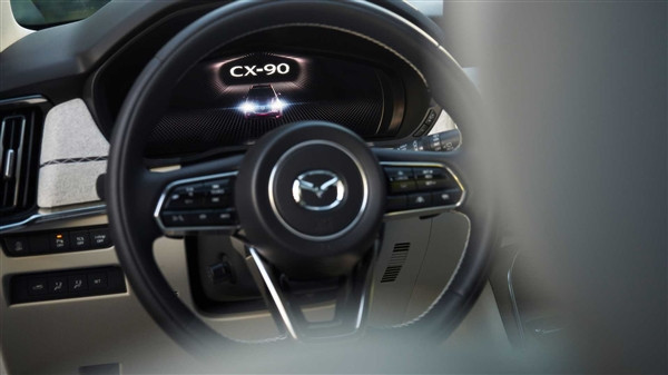马自达旗舰SUV车型CX-90全球首发，使用3.3T直列6缸涡轮增压发动机