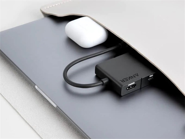 Anker  332 USB-C 集线器目前仅在美国和英国市场上市，售价 49.99 美元/英镑