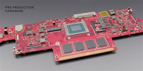 ROG首款掌机Ally配置，搭载定制化的AMD Phoenix APU