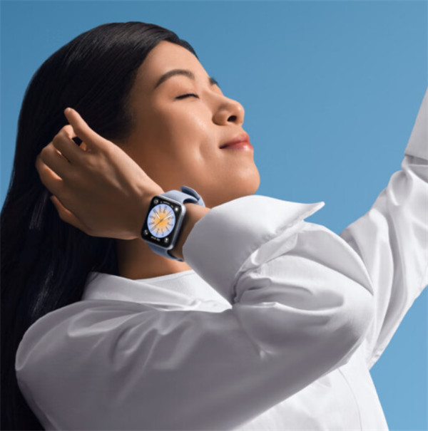 OPPO Watch 3 智能手表的溢彩蓝版本开售，到手价 1499 元