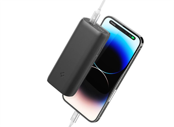 Spigen 推出 ArcPack 便携 10000mAh 充电宝，售价 52.99 美元