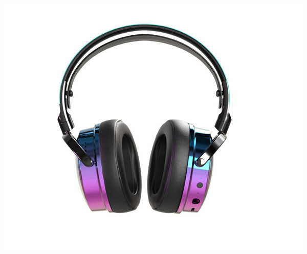 Audeze 推出与微软联名限量版 Maxwell 头戴式耳机，售价 329 美元