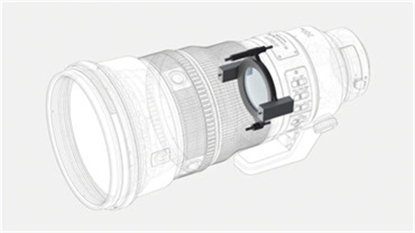 索尼发布全画幅超远摄定焦 G 大师镜头 FE 300mm F2.8 GM OSS，售价 45999 元