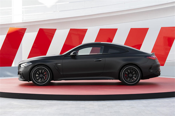 梅赛德斯发布新款 AMG CLE 53 预计于 2024 年初上市