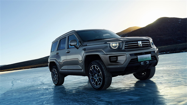 长城汽车坦克700 Hi4T 上市