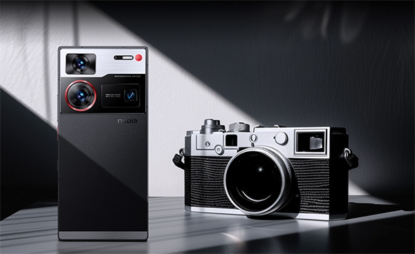 努比亚 Z60 Ultra 摄影师版开启全网预售