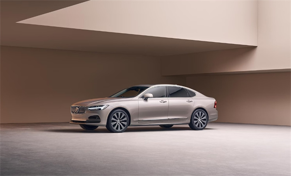 沃尔沃 2025 款 S90 车型上市