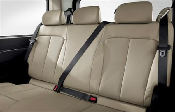 现代发布 Staria Elite MPV：11 座布局，尺寸超越丰田赛那